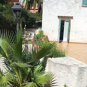 Hébergement de vacances De 14m2 Dans Maison, Cagnes-sur-Mer