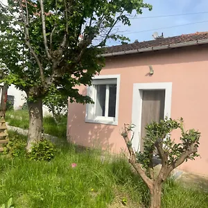 https://charmante-maison-avec-jardin-aux-portes-de-paris.fr-paris.fr