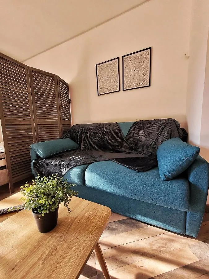 Parking Prive + Jardin + Clim Proche Plage & Resto Cagnes-sur-Mer Apartment